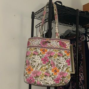 Vera Bradley tote